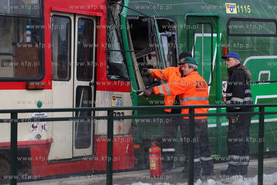 Gdansk, na skrzyzowaniu al.Grunwaldzkiej z Wojska Polskiego.doszlo...