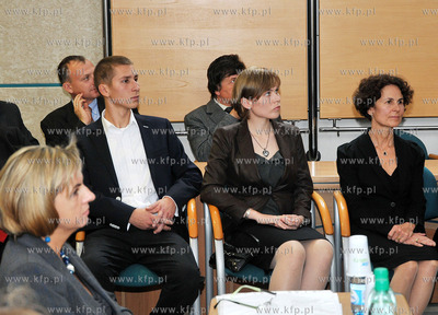 Podczas Sesji Rady Miasta Gdyni jednoglosnie uchwalono...