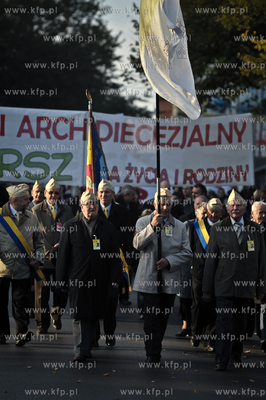 I Archidiecezjalny Marsz dla Zycia i Rodzin w obronie...
