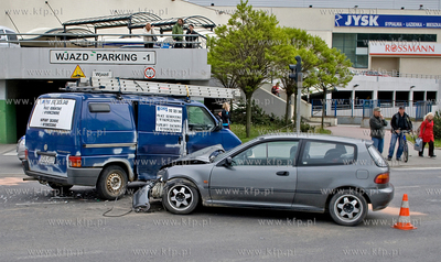 Gdansk, Morena. Wypadek na ul. Rakoczego na wysokosci...