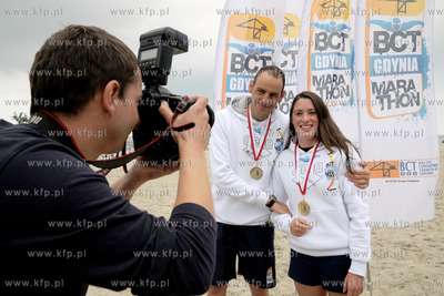 BCT Gdynia Maraton 2012. Nz, Zwyciezcy maratonu Christine...