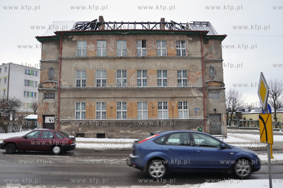 Spalona kamienica  przy ulicy Kartuskiej w Koscierzynie.17.01.2013Fot....