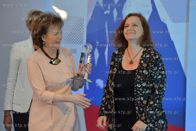 Gdynia Muzeum Emigracji w Gdyni.  Uroczystosc wreczenia...