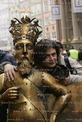 Gdański. Z wieży ratusza Głównego Miasta zdjęto...