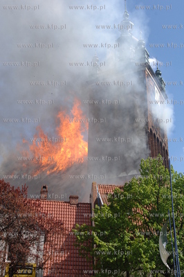 Pozar kosciola sw Katarzyny w Gdansku.
22.05.2006
Fot....