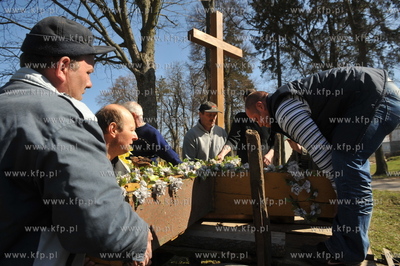 Mieszkancy Sulmina na Kaszubach usuneli 30 letni i...