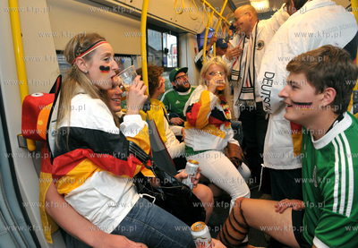 Mistrzostwa Europy w pilce noznej Euro2012. Niemieccy...