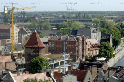 Gdansk.Widok z wiezy kosciola sw. Jana w kierunku Targu...
