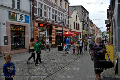 Koscierzyna na Kaszubach. Sklep na ul. Dlugiej.19.07.2013...