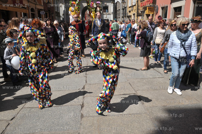 Gdansk. Swieto Miasta. Parada i inscenizacja  na ul....