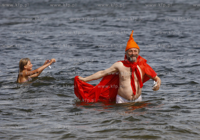 Gdansk Jelitkowo. Krasnoludki Na Plazy - happening...