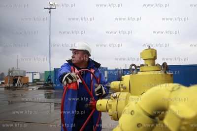 Premier Donald Tusk odwiedził w Lubocinie (powiat...