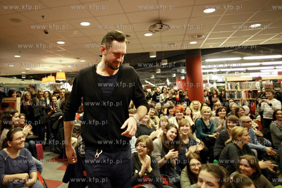 Otwarcie Biblioteki Manhattan w CH Manhattan. Spotkanie...