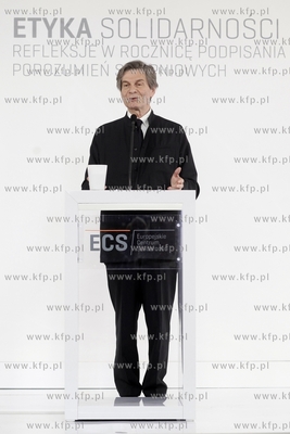 Gdansk. Dwor Artusa. Wyklad Guya Sormana i uroczystosc...