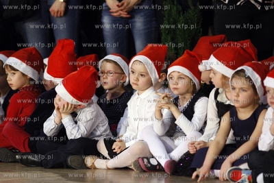 Gimnazjumnr 2 w Zukowie. Konkurs tanca towarzyskiego....