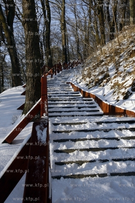 Wyremontowane wejscie na  Pacholek w Gdansku Oliwie.
29.12.2014
fot....