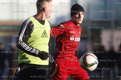 Gdansk. Boisko przy ul. Traugutta.  Sylwestrowy mecz...