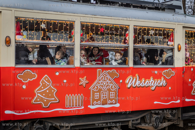 Mikołajkowy tramwaj na gdańskich torach. 06.12.2025...