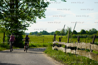 Rowerem po Mazurach, okolice Rucianego-Nidy. 03.06.2021...
