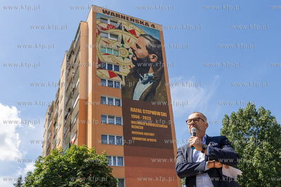 Gdańsk, ul. Warneńska 4. Mural upamiętniający Rafała...