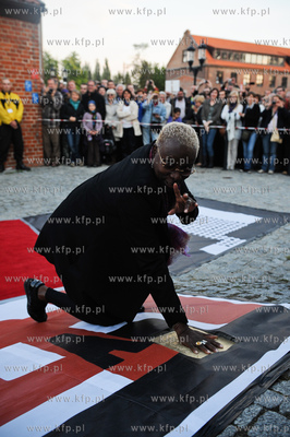 Gdansk. Dziedziniec Polskiej Filharmoni Baltyckiej....
