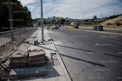 Gdansk. Wznowione po kilku miesiecznej przerwie, prace...
