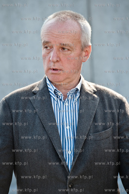 Gdansk. Konferencja prasowa orazz uroczyste zawieszenie...