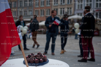 Gdansk. Dlugi Targ. Kolo Gdanskie Stowarzyszenia Mlodzi...