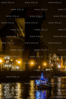 Gdansk. Przywitanie Swietego Mikolaja, parada zaczarowanego...
