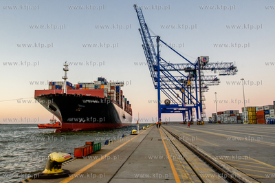 Gdansk. Terminal kontenerowy DCT. Kolejne zawiniecie...