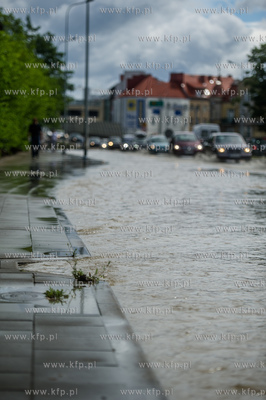 Gdańsk. Wrzeszcz. Skutki silnych opadow, które przeszły...