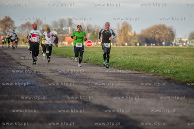 49 Baza Lotnicza w Pruszczu Gdańskim. Bieg Niepodległości.
12.11.2016
fot....
