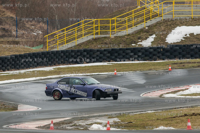 Pszczółki. Ośrodek Doskonalenia Techniki Jazdy PORD...