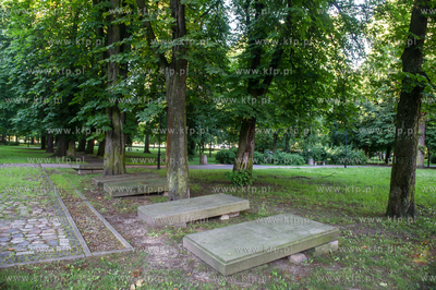 Gdańsk. Lapidarium w parku Akademickim. 17.07.2017...