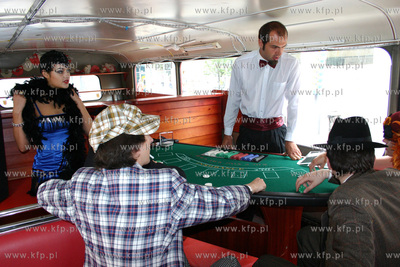 Swieto ulicy Swietojanskiej w Gdyni 24.06.2006 Fot....