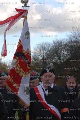 Swieto Niepodleglosci na francuskim cmentarzu wojskowym...
