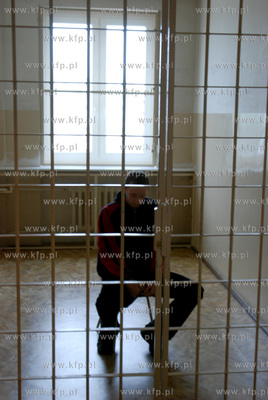 Komenda Miejska Policji w Gdyni. Przesluchanie podejrzanych...