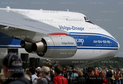 Berlin, ILA Air Show 2008. Nz. Antonow 124, linii Volga...