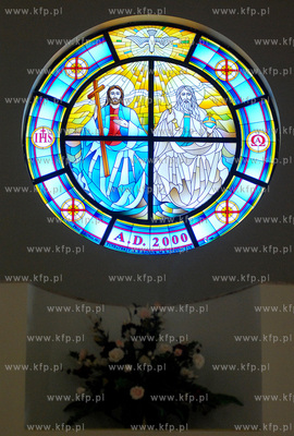 Kosciol pod wezwaniem Sw. Trojcy na gdynskiej Dabrowie
21.06.2008
Fot....