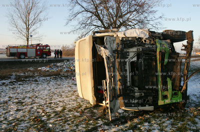 Kolbaskowo. Zachodniopomorskie. Na krajowej drodze...