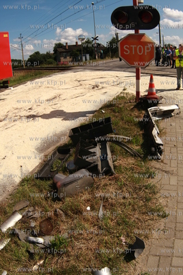 Mosty kolo Leborka. Pociag SKM uderzyl w cysterne....