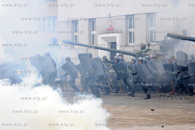 Plan zdjeciowy filmu o masakrze robotnikow na Wybrzezu...