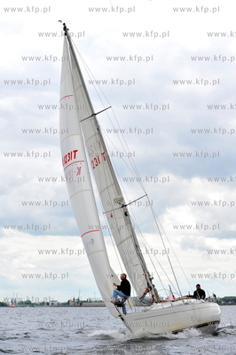 Gdansk - Brzezno. Regaty o Puchar Mariny Gdansk. 19.06.2010...