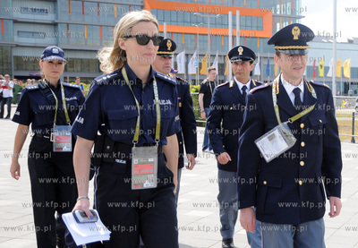 Okolice gdanskiego stadionu przed meczem EURO 2012...