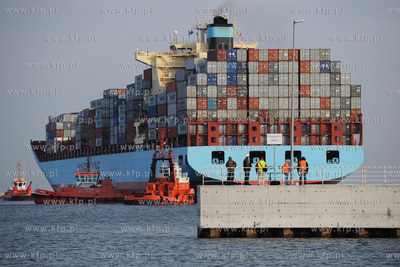 Do terminala kontenerowego DCT GDANSK S.A. wplynal...