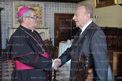 Dwor Artusa w Gdansku. Uroczystosc wreczenia Nagrody...