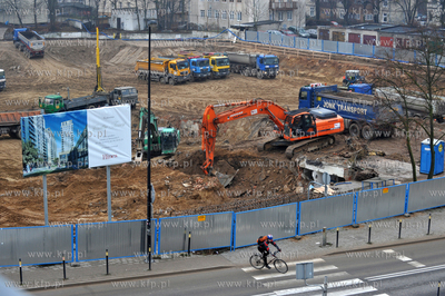Gdansk Wrzeszcz, wykop i budowa wiezowcow Quattro Towers...