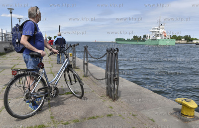 Gdańsk. Nowy Port.  Martwa Wisła. Kanał portowy...