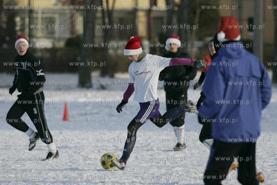 Boisko Zespolu Szkol Ogolnoksztalcacych nr 8 przy ul....