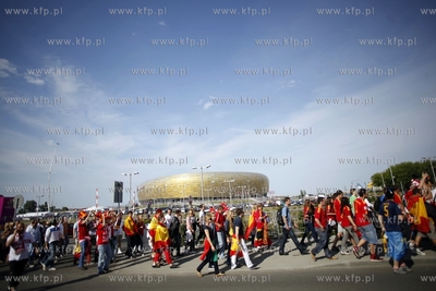Gdansk Arena. Kibice wchodza na mecz mistrzostw europy...